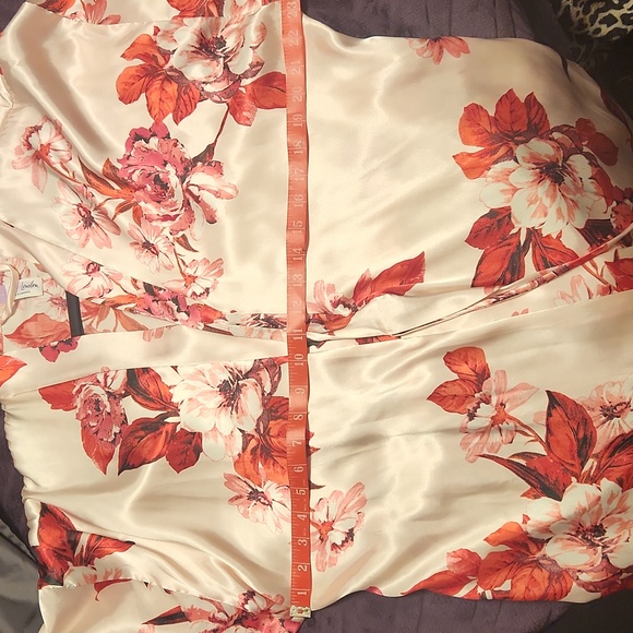 Satin Robe - Picture 9 of 9